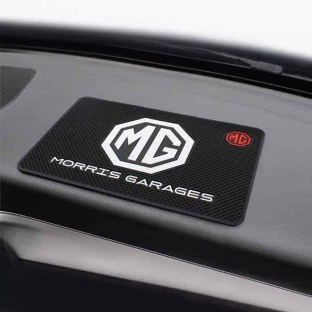 TAPIS SILICONE ANTIDERAPANT POUR TABLEAU DE BORD MG | WRC Rally Mega.Store