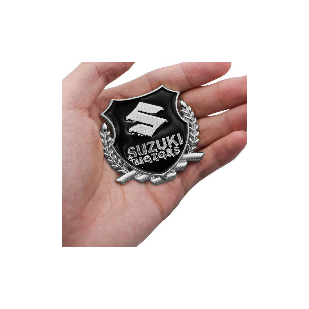 EMBLEME BOUCLIER LOGO SUZUKI SILVER | WRC Rally Mega.Store