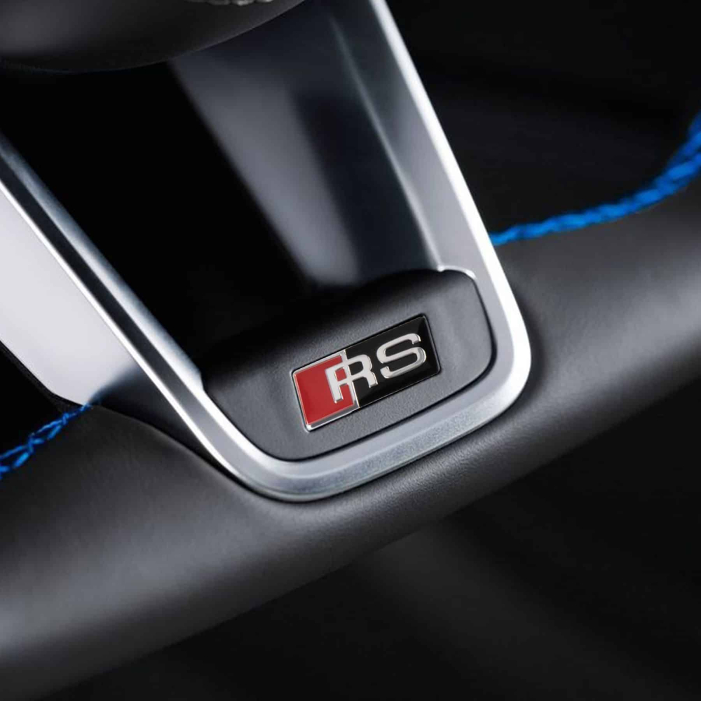 EMBLEME LOGO AUTOCOLLANT RS NOIR POUR VOLANT AUDI | WRC Rally Mega.Store